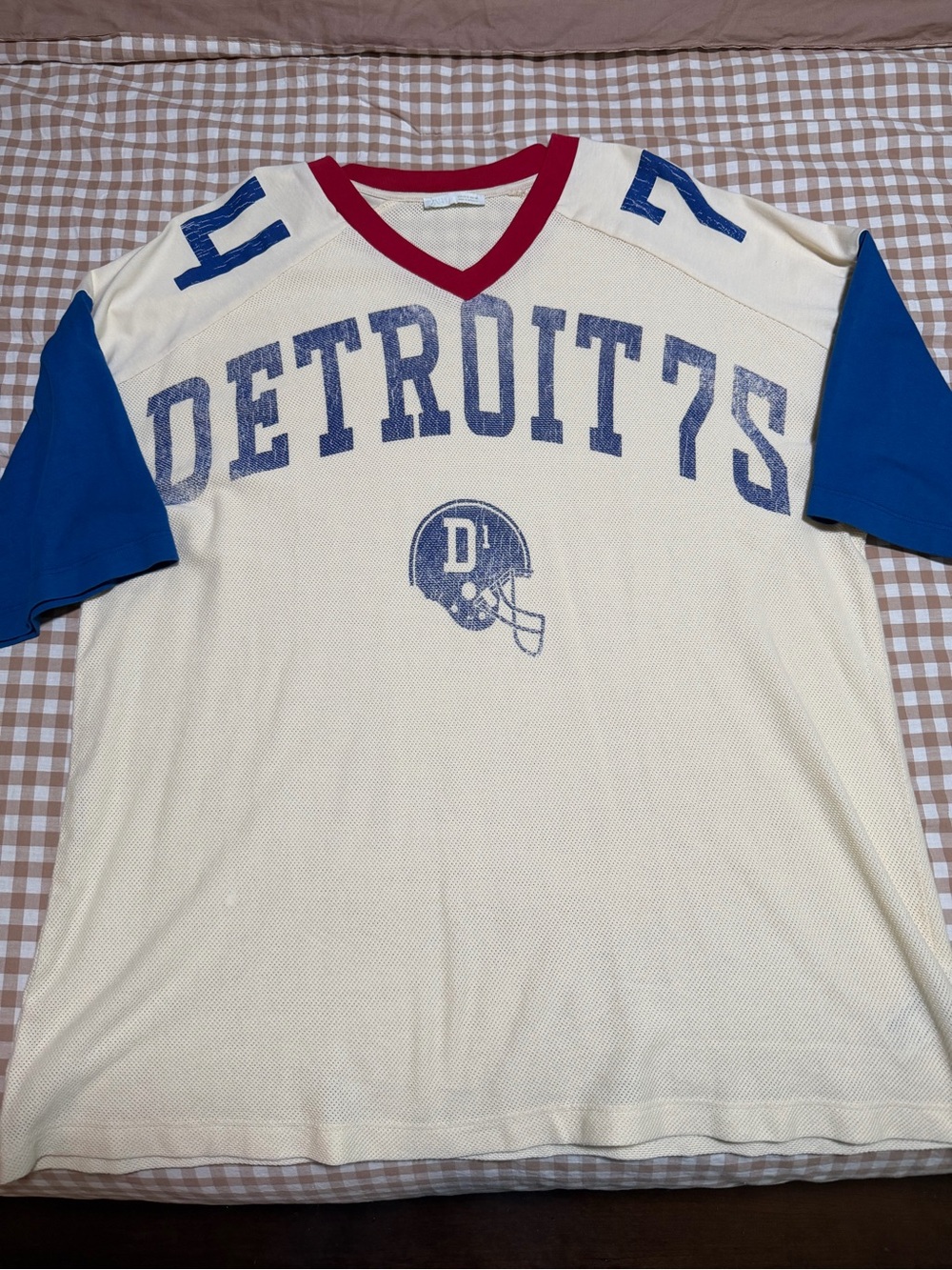 Zara Cream Athletic Tee with Blue Sleeves and Red Trim